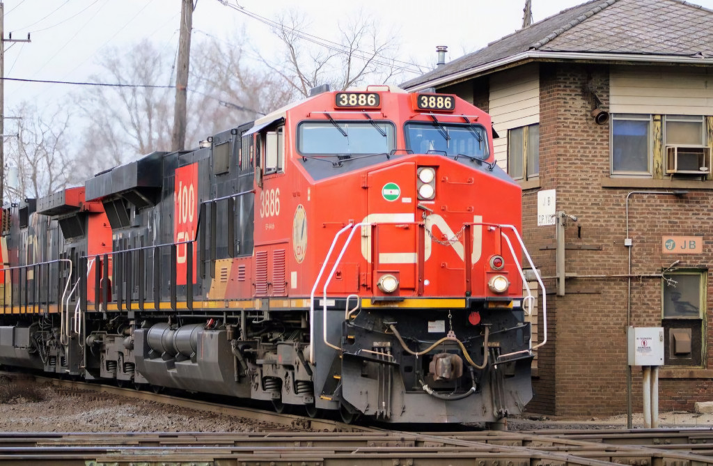 CN 3886